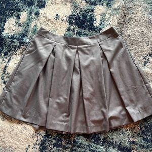 Forever 21 Pleated Gray Skirt NWOT
